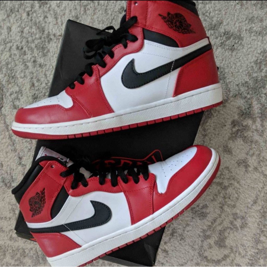 Nike Air Jordan 1 Chicago 2013